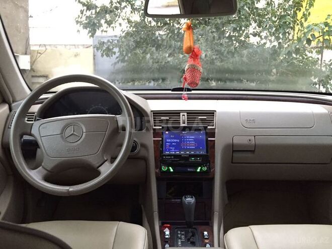 Mercedes C 230 1998, 219,000 km - 2.3 l - Sumqayıt