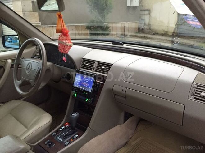 Mercedes C 230 1998, 219,000 km - 2.3 l - Sumqayıt