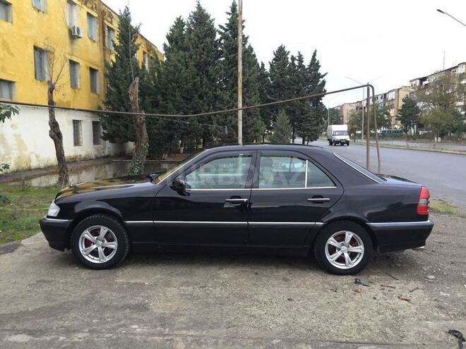 Mercedes C 230 1998, 219,000 km - 2.3 l - Sumqayıt