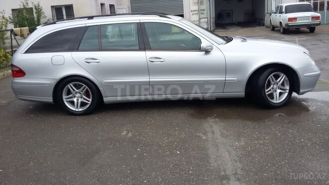 Mercedes E 220 2005, 330,000 km - 2.2 л - Sumqayıt