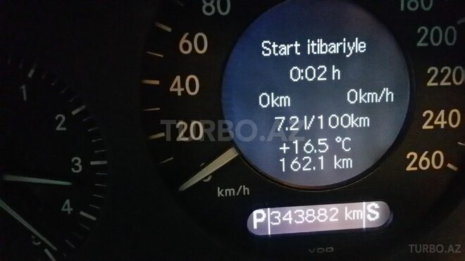 Mercedes E 220 2005, 330,000 km - 2.2 л - Sumqayıt