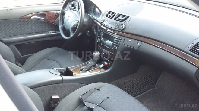 Mercedes E 220 2005, 330,000 km - 2.2 л - Sumqayıt