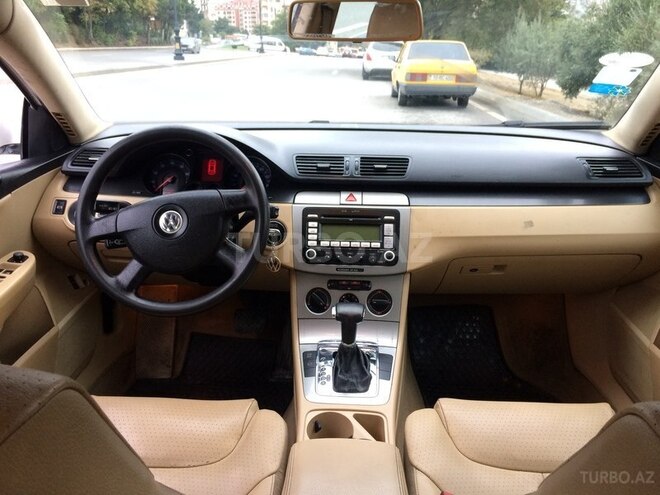 Volkswagen Passat 2006, 176,500 km - 2.0 l - Bakı