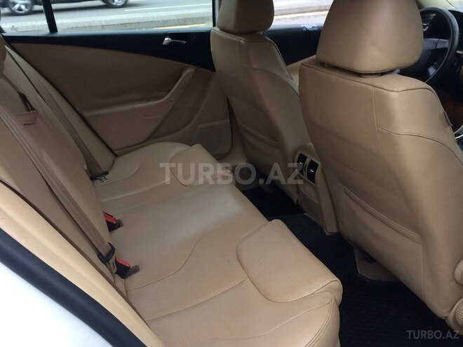 Volkswagen Passat 2006, 176,500 km - 2.0 l - Bakı