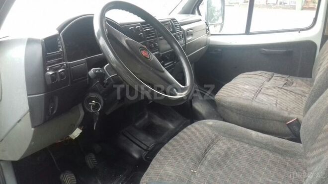 GAZ Sobol 2006, 180,000 km - 2.3 l - Qəbələ