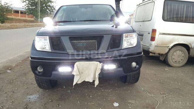 Nissan Navara 2011, 75,000 km - 2.5 l - Tovuz