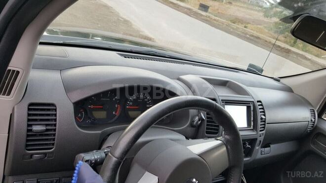 Nissan Navara 2011, 75,000 km - 2.5 l - Tovuz