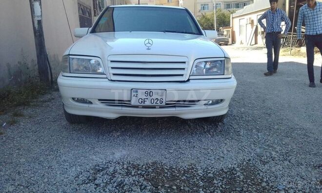 Mercedes C 230 2000, 290,000 km - 2.3 l - Bakı