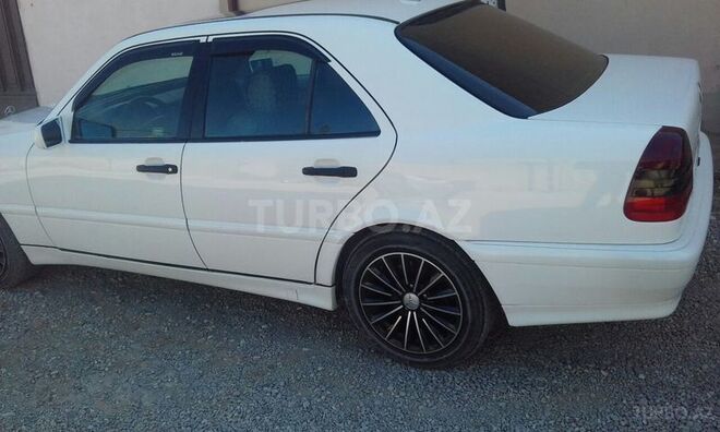 Mercedes C 230 2000, 290,000 km - 2.3 l - Bakı