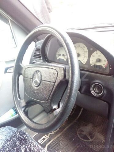 Mercedes C 230 2000, 290,000 km - 2.3 l - Bakı