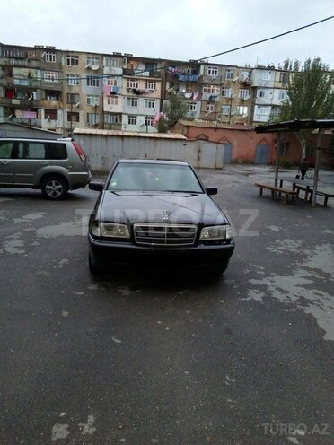Mercedes C 220 1998, 400,000 km - 2.2 l - Sumqayıt