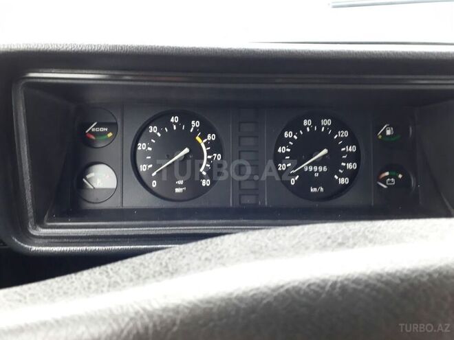 LADA (VAZ) 2107 2010, 99,996 km - 1.6 l - Quba