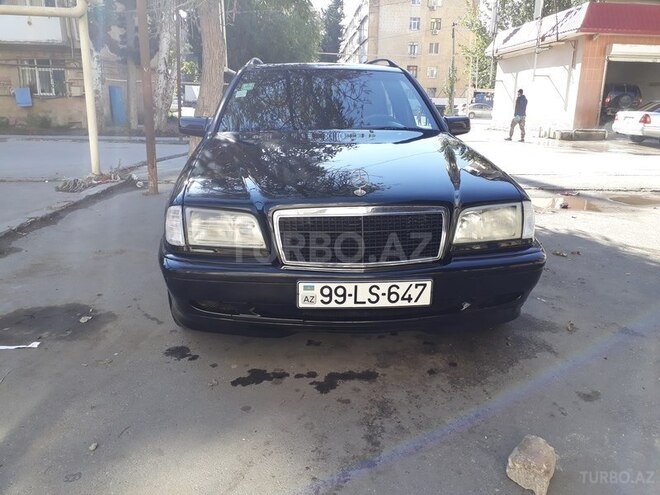 Mercedes C 220 1999, 286,500 km - 2.2 l - Bakı
