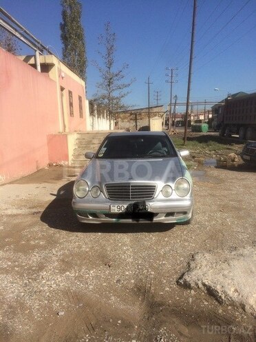 Mercedes E 270 1999, 326,083 km - 2.7 l - Bakı