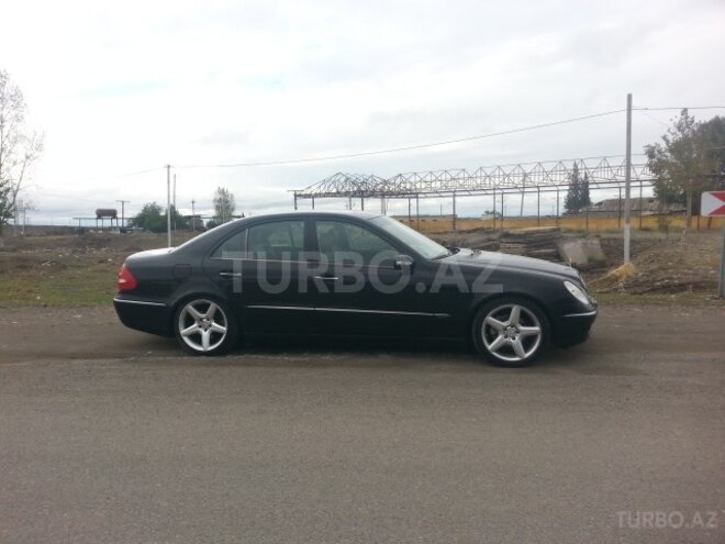 Mercedes E 240 2002, 268,111 km - 2.6 l - Gəncə