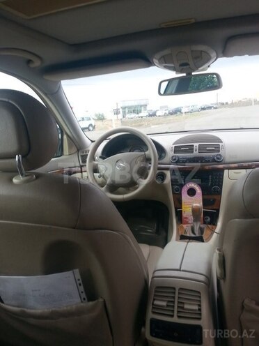 Mercedes E 240 2002, 268,111 km - 2.6 l - Gəncə
