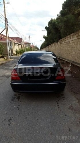 Mercedes E 240 2004, 178,695 km - 2.6 l - Bakı