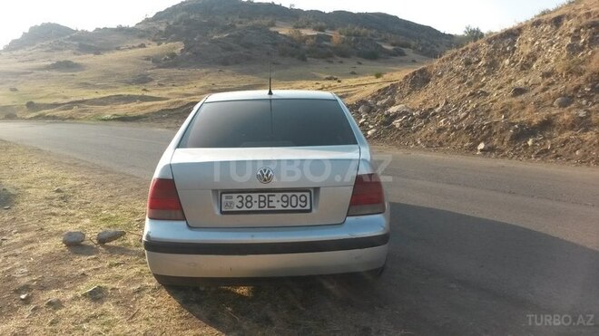 Volkswagen Jetta 2001, 315,000 km - 1.6 l - Göygöl