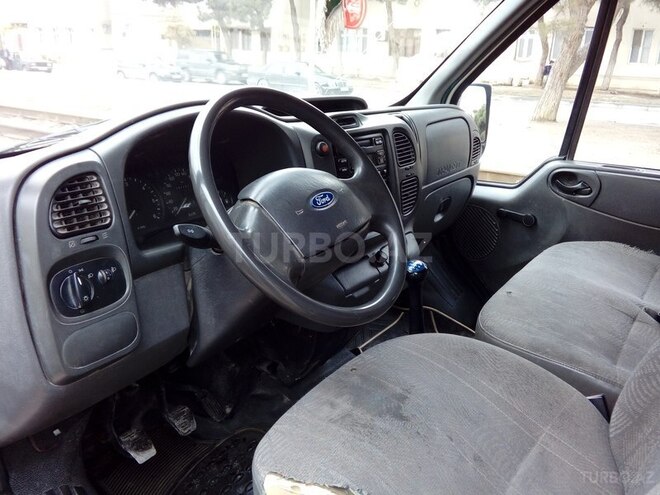 Ford Transit 2001, 280,000 km - 2.4 l - Bakı