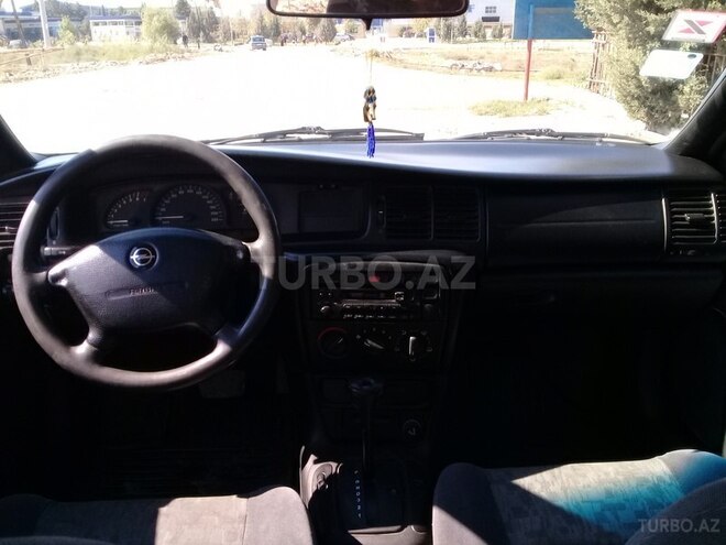 Opel Vectra 1998, 215,387 km - 1.6 l - Bakı