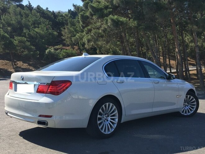 BMW 750 2011, 85,000 km - 4.4 l - Bakı