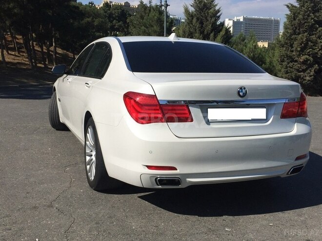 BMW 750 2011, 85,000 km - 4.4 l - Bakı