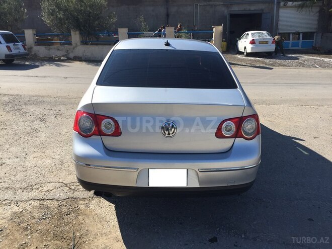 Volkswagen Passat 2010, 192,000 km - 2.0 l - Bakı