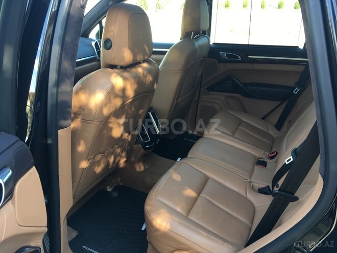 Porsche Cayenne GTS 2013, 44,000 km - 4.8 l - Bakı