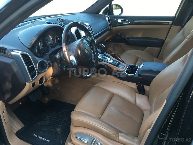 Porsche Cayenne GTS 2013, 44,000 km - 4.8 l - Bakı