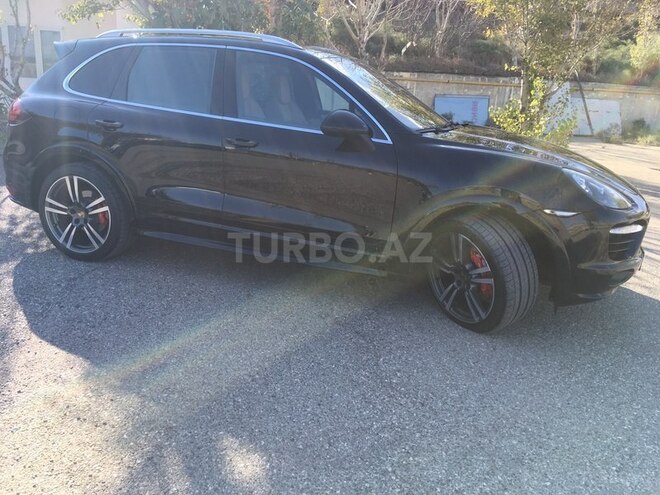 Porsche Cayenne GTS 2013, 44,000 km - 4.8 l - Bakı