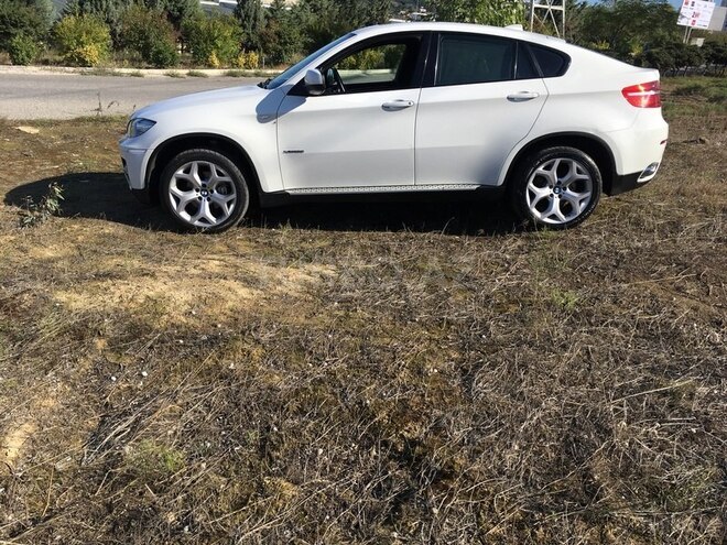 BMW X6 2010, 122,000 km - 3.0 л - Bakı