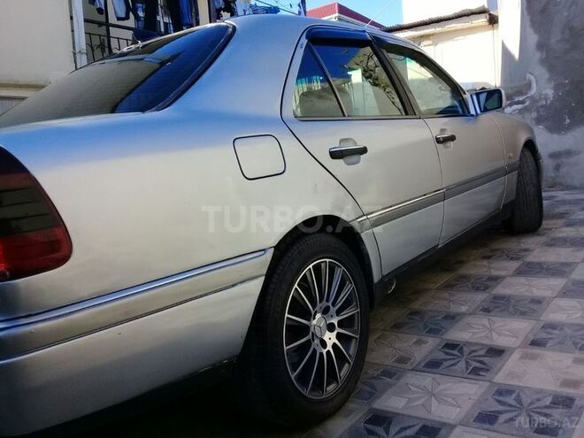 Mercedes C 180 1993, 235,800 km - 1.8 l - Bakı