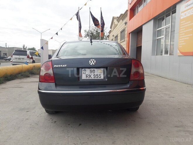 Volkswagen Passat 2003, 119,000 km - 1.8 l - Sumqayıt