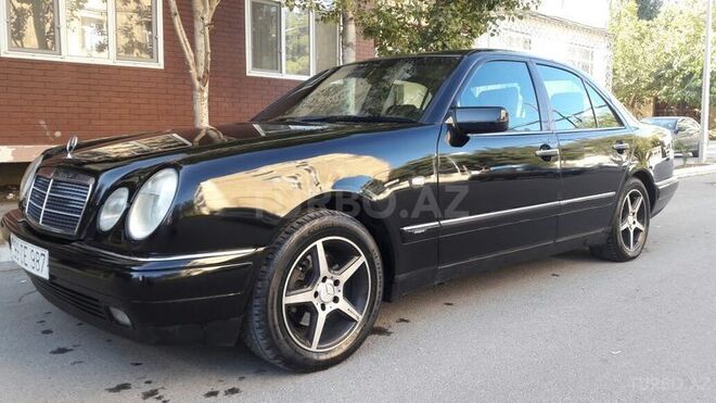 Mercedes E 230 1997, 460,000 km - 2.3 л - Bakı