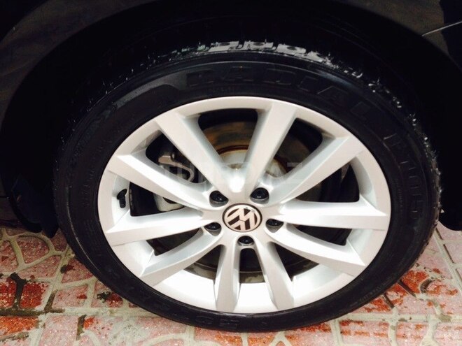 Volkswagen Passat 2011, 88,000 km - 1.8 л - Bakı