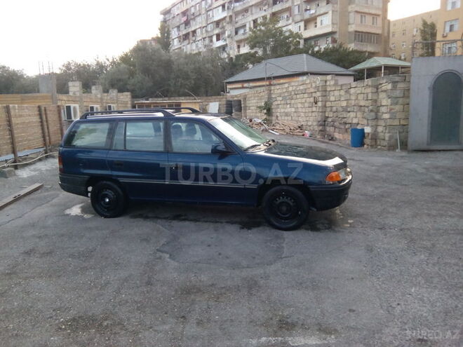 Opel Astra 1994, 280,000 km - 1.7 л - Bakı