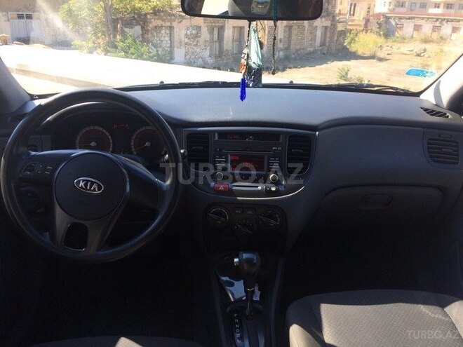 Kia Rio 2011, 145,000 km - 1.4 л - Bakı