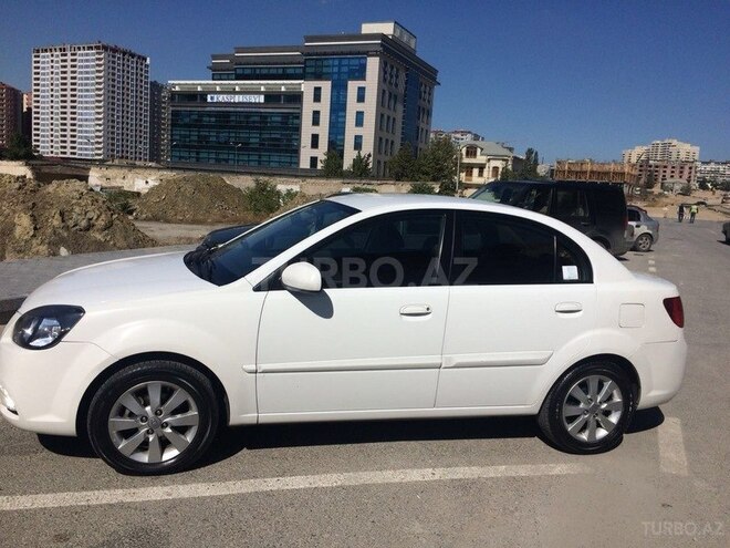 Kia Rio 2011, 145,000 km - 1.4 л - Bakı