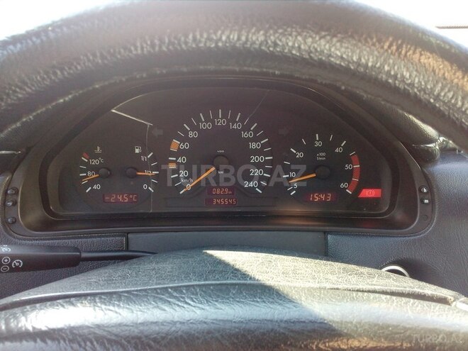 Mercedes E 220 1999, 350,000 km - 2.2 л - Bakı