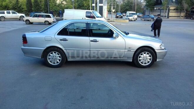 Mercedes C 180 1997, 193,000 km - 1.8 л - Bakı