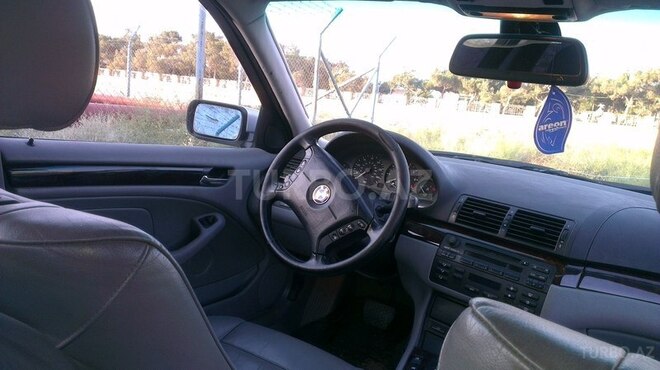 BMW 325 2004, 250,000 km - 2.5 l - Bakı