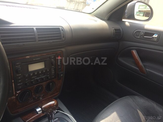 Volkswagen Passat 2003, 147,000 km - 1.8 l - Ağcabədi