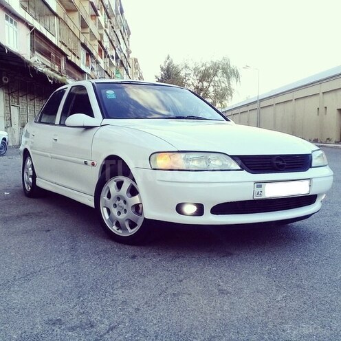 Opel Vectra 1999, 224,000 km - 2.0 л - Bakı