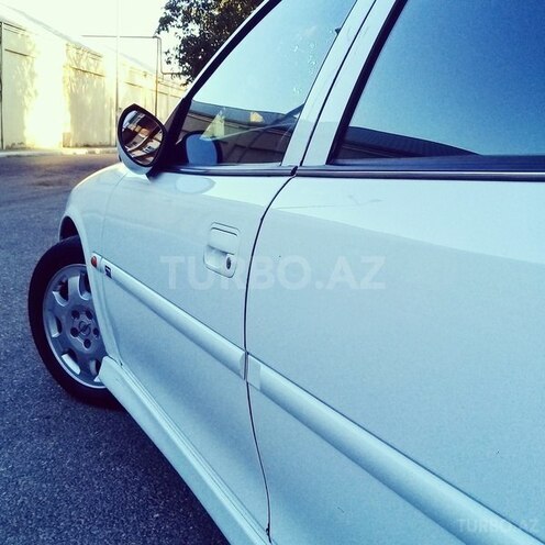 Opel Vectra 1999, 224,000 km - 2.0 л - Bakı