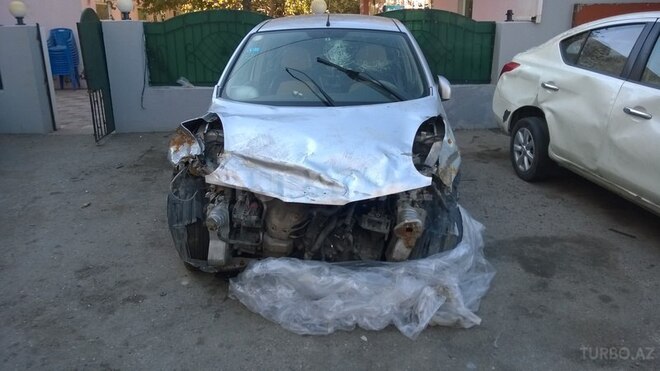 Nissan March 2002, 157,454 km - 1.2 l - Bakı