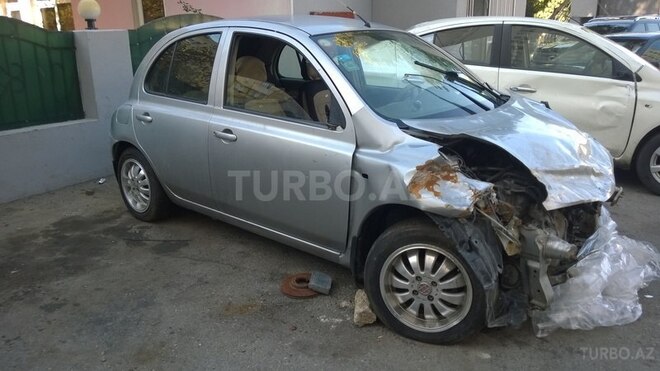 Nissan March 2002, 157,454 km - 1.2 l - Bakı