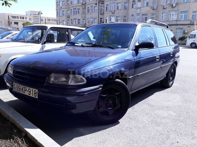 Opel Astra 1994, 274,000 km - 1.6 l - Bakı