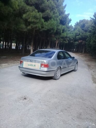BMW 528 1998, 240,000 km - 2.8 л - Bakı