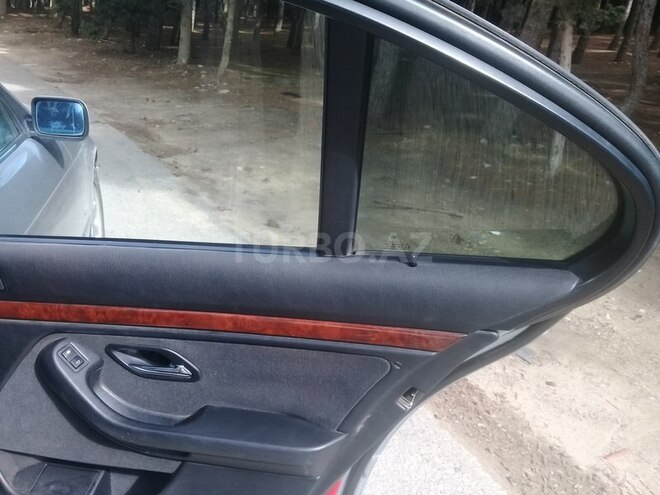BMW 528 1998, 240,000 km - 2.8 л - Bakı