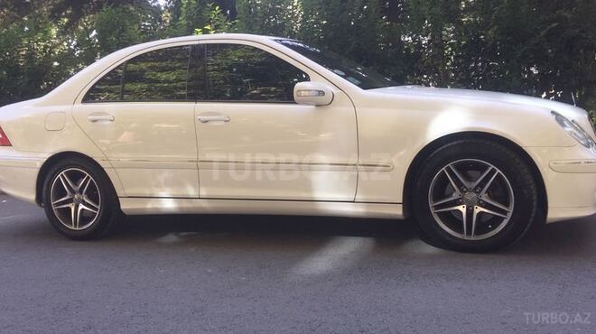 Mercedes C 240 2004, 120,000 km - 2.6 л - Mingəçevir